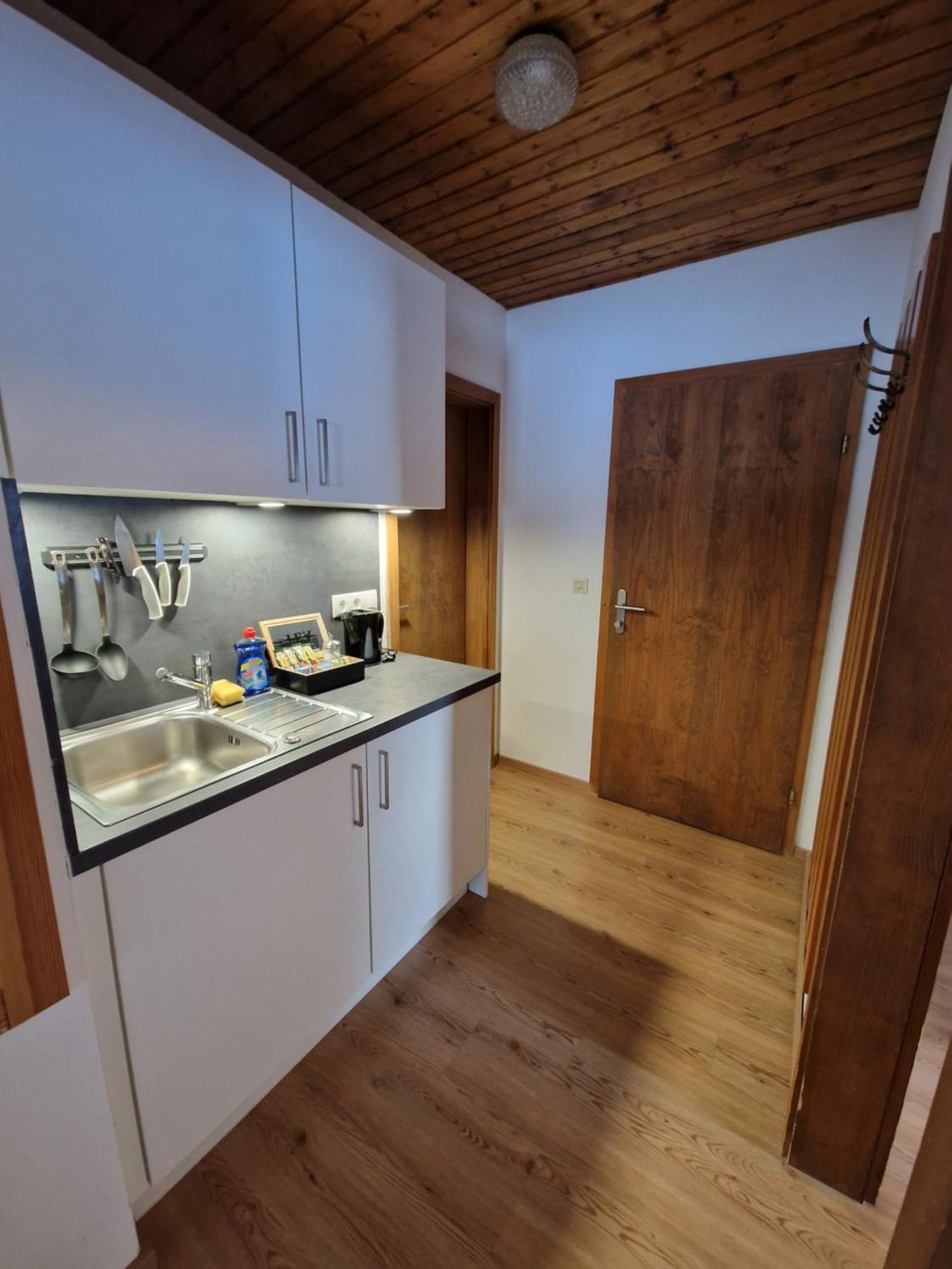Bed and Breakfast Garni Baerenwirt Лойташ Экстерьер фото