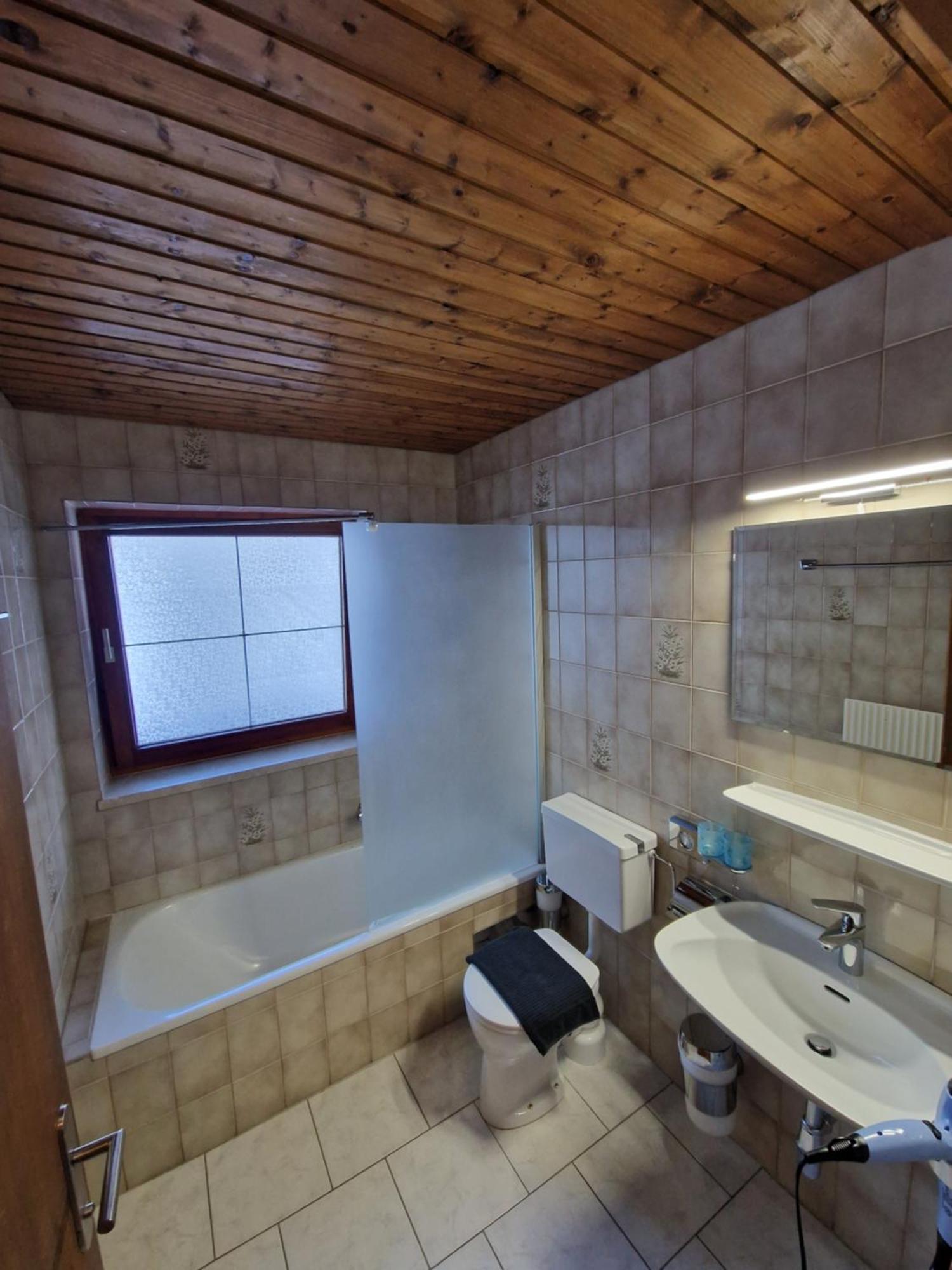 Bed and Breakfast Garni Baerenwirt Лойташ Экстерьер фото